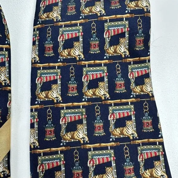 RARE‎ Salvatore Ferragamo Blue Resting Tigers Circus Silk Tie Italy 3.5x56
